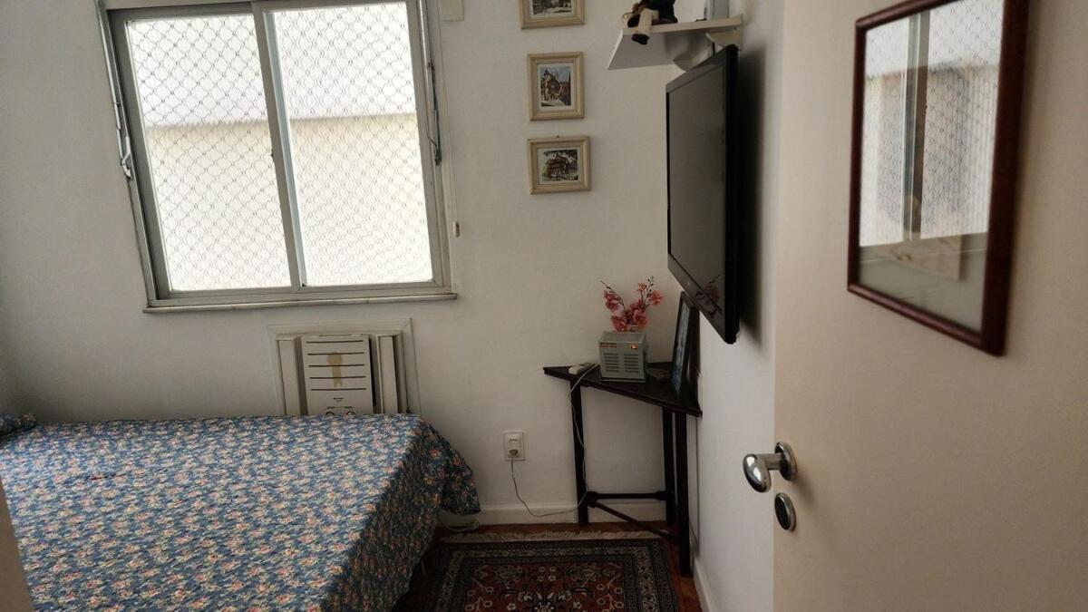 Beautiful 3 Bedrooms Next To Leme And Copa Beaches Apartamento
